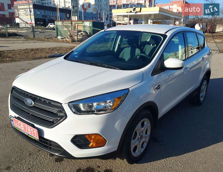 Позашляховик / Кросовер Ford Escape 2016 в Харкові