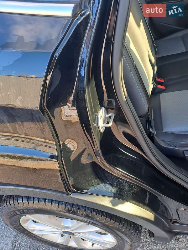 Внедорожник / Кроссовер Ford Escape 2016 в Киеве