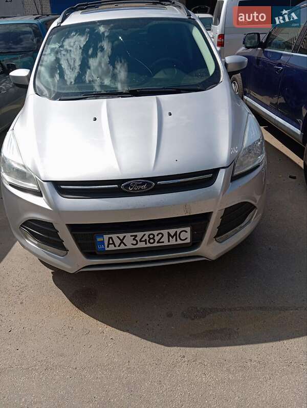 Внедорожник / Кроссовер Ford Escape 2012 в Харькове