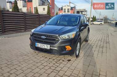 Внедорожник / Кроссовер Ford Escape 2016 в 