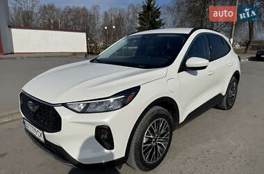 Внедорожник / Кроссовер Ford Escape 2023 в 