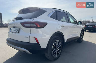 Внедорожник / Кроссовер Ford Escape 2023 в 