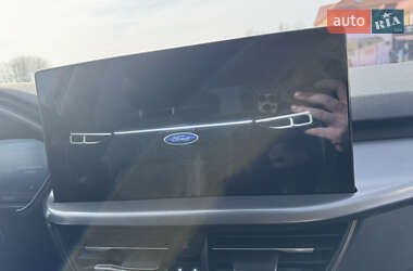 Внедорожник / Кроссовер Ford Escape 2023 в 