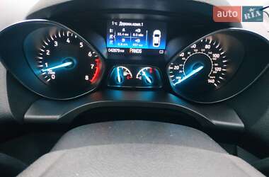 Позашляховик / Кросовер Ford Escape 2019 в 