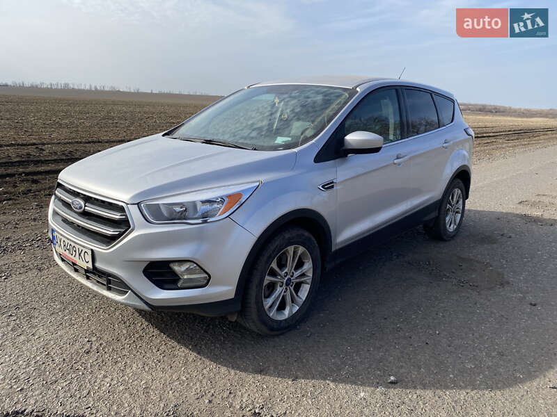 Позашляховик / Кросовер Ford Escape 2017 в Межовій