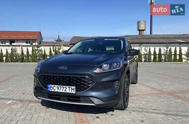 Внедорожник / Кроссовер Ford Escape 2022 в 