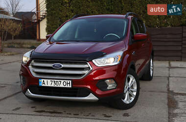 Позашляховик / Кросовер Ford Escape 2017 в Білій Церкві