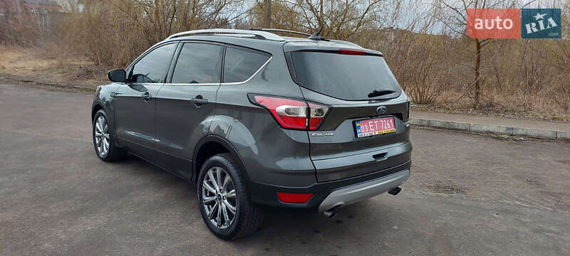 Внедорожник / Кроссовер Ford Escape 2018 в Дубно
