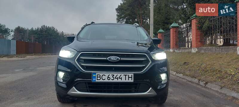 Внедорожник / Кроссовер Ford Escape 2018 в Львове