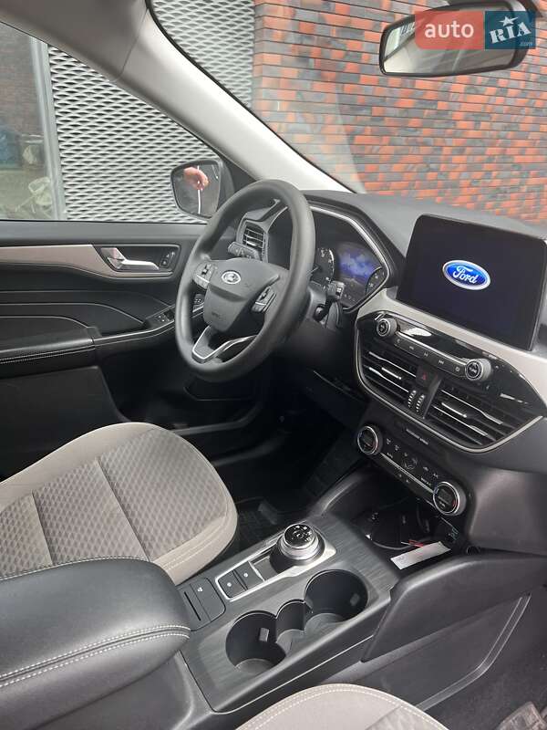 Внедорожник / Кроссовер Ford Escape 2021 в Днепре фото 5 Внедорожник / Кроссовер Ford Escape 2021 в Днепре