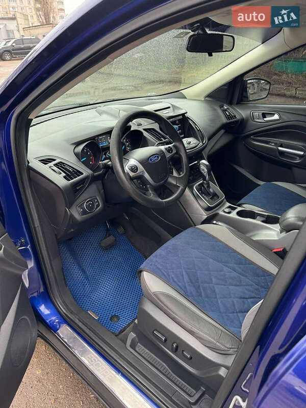 Позашляховик / Кросовер Ford Escape 2013 в Харкові