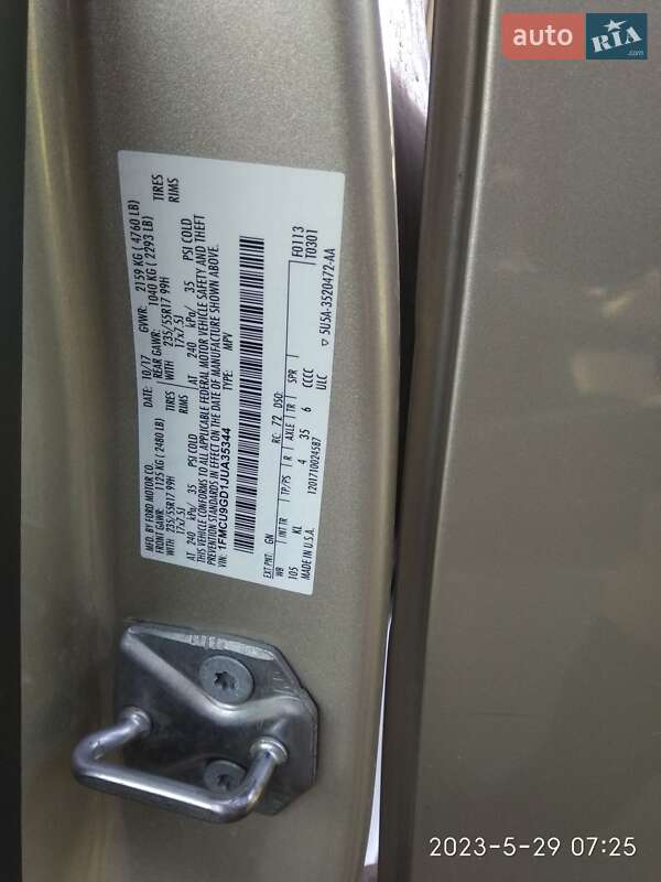 Внедорожник / Кроссовер Ford Escape 2018 в Львове