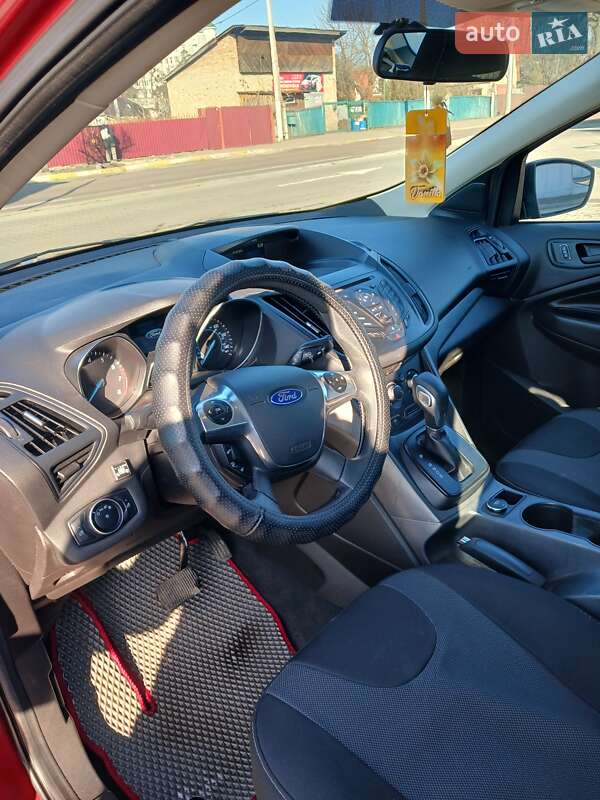 Внедорожник / Кроссовер Ford Escape 2015 в Киеве