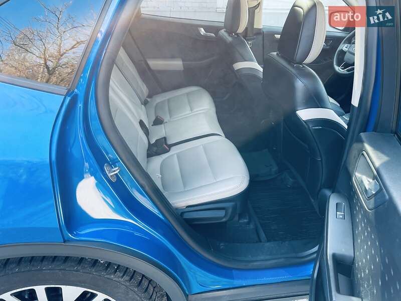 Позашляховик / Кросовер Ford Escape 2020 в Києві