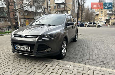 Внедорожник / Кроссовер Ford Escape 2015 в Одессе