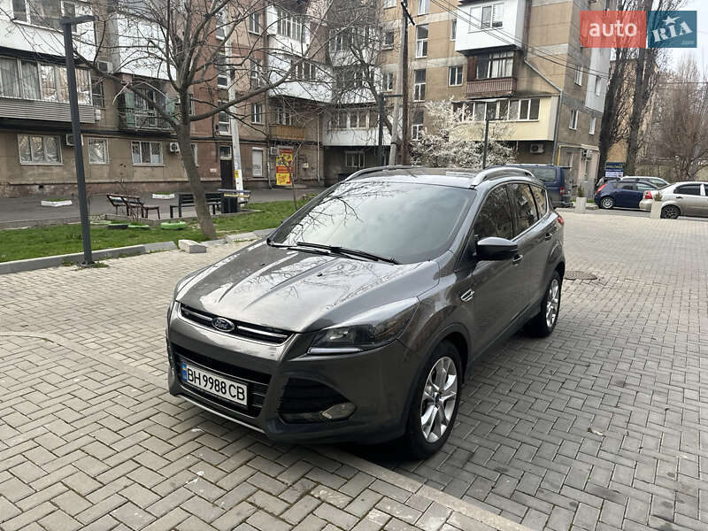 Внедорожник / Кроссовер Ford Escape 2015 в Одессе