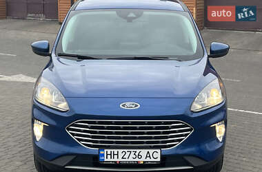 Позашляховик / Кросовер Ford Escape 2022 в 