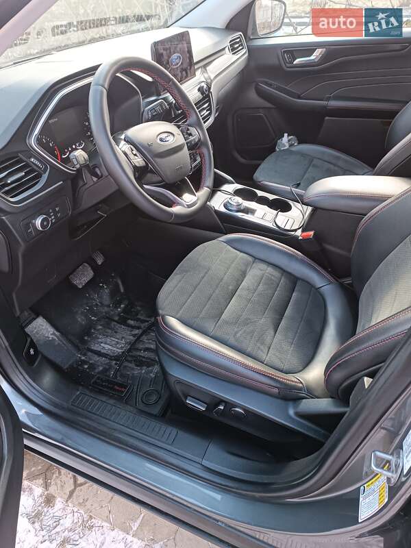 Внедорожник / Кроссовер Ford Escape 2021 в Киеве