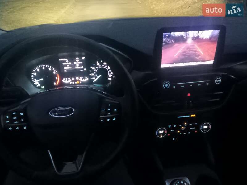 Внедорожник / Кроссовер Ford Escape 2021 в Киеве