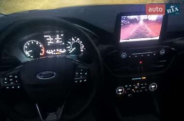 Внедорожник / Кроссовер Ford Escape 2021 в 