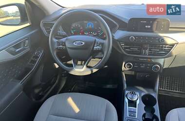 Внедорожник / Кроссовер Ford Escape 2019 в 