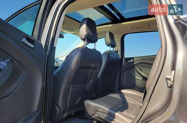 Внедорожник / Кроссовер Ford Escape 2017 в Киеве