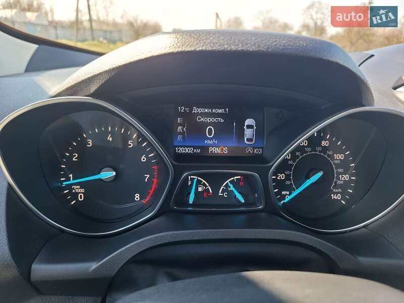 Внедорожник / Кроссовер Ford Escape 2017 в Киеве