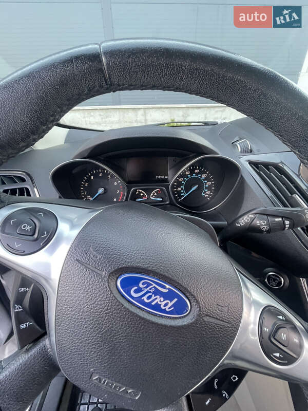 Внедорожник / Кроссовер Ford Escape 2013 в Львове