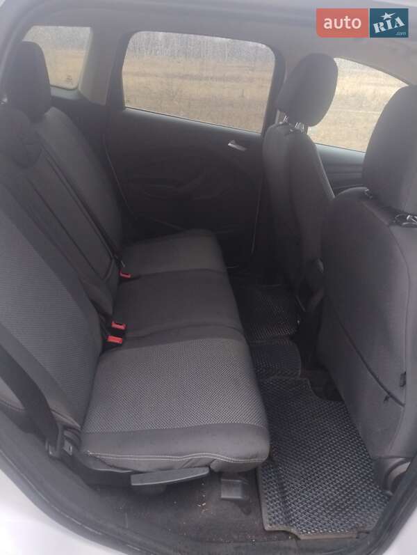 Внедорожник / Кроссовер Ford Escape 2014 в Чернигове
