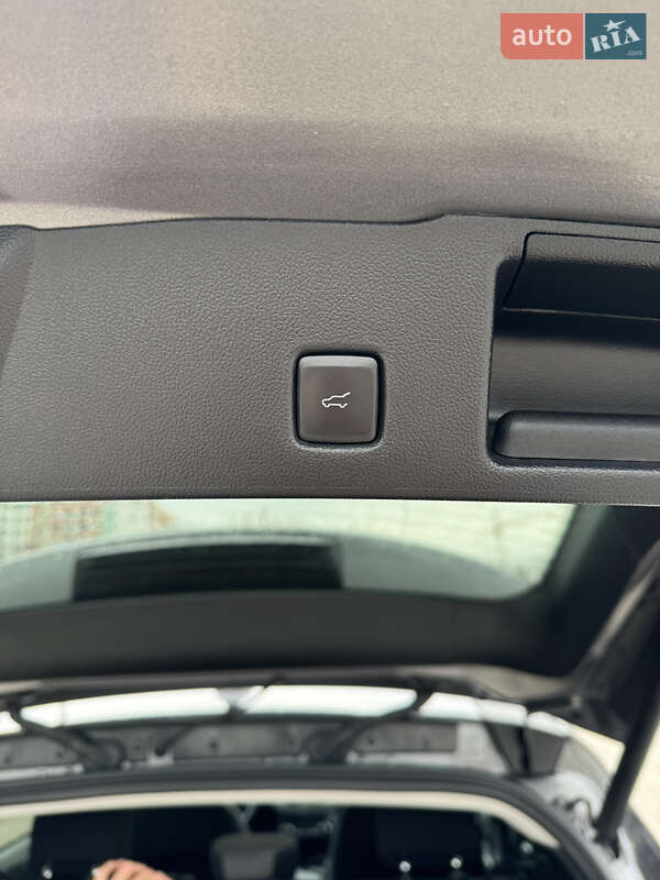 Внедорожник / Кроссовер Ford Escape 2021 в Киеве