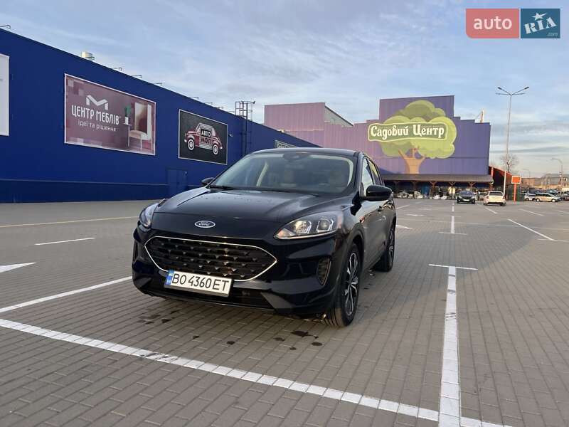 Внедорожник / Кроссовер Ford Escape 2021 в Тернополе