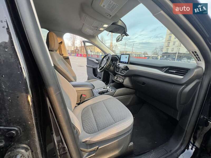 Внедорожник / Кроссовер Ford Escape 2021 в Тернополе