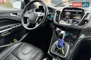 Внедорожник / Кроссовер Ford Escape 2013 в 