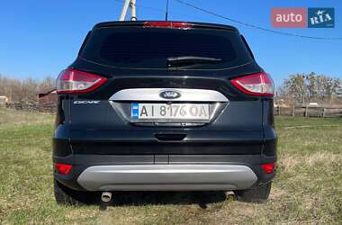 Внедорожник / Кроссовер Ford Escape 2015 в 