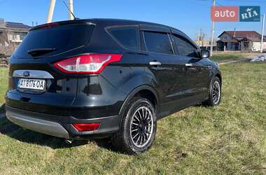 Внедорожник / Кроссовер Ford Escape 2015 в 