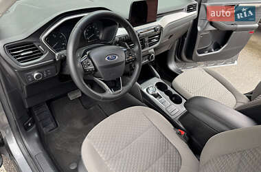 Внедорожник / Кроссовер Ford Escape 2022 в 