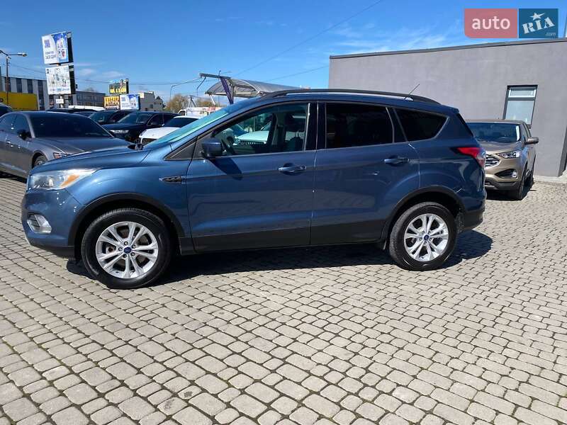 Позашляховик / Кросовер Ford Escape 2018 в Львові