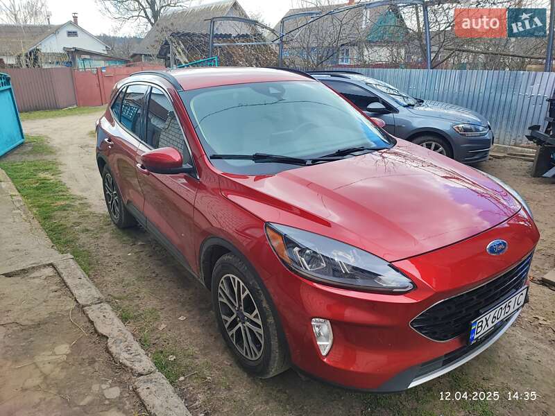 Внедорожник / Кроссовер Ford Escape 2020 в Славуте