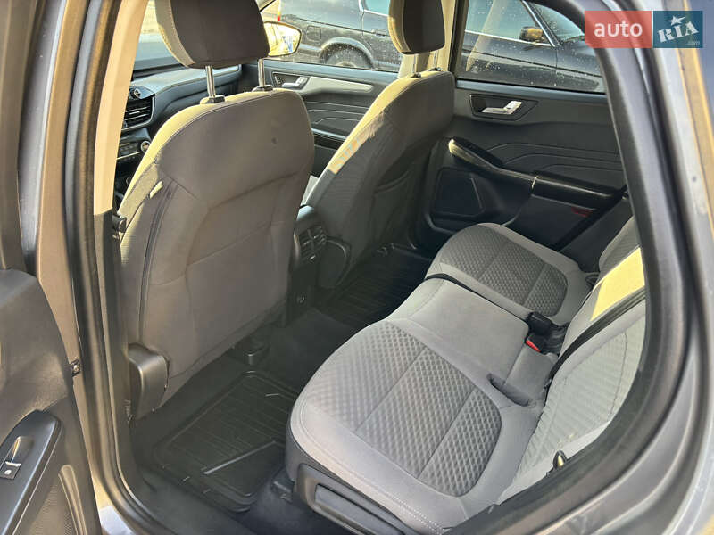 Внедорожник / Кроссовер Ford Escape 2021 в Ровно