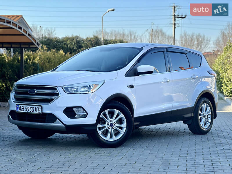 Внедорожник / Кроссовер Ford Escape 2017 в Одессе
