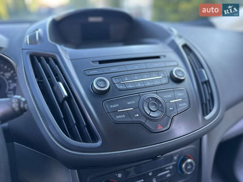 Внедорожник / Кроссовер Ford Escape 2017 в Одессе