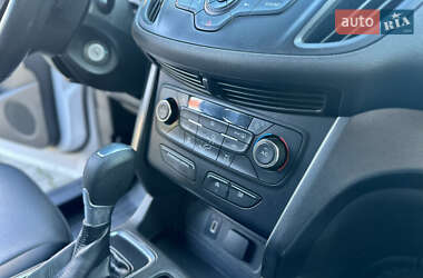 Позашляховик / Кросовер Ford Escape 2017 в 