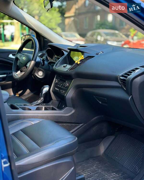 Позашляховик / Кросовер Ford Escape 2018 в Львові