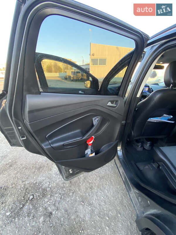 Внедорожник / Кроссовер Ford Escape 2019 в Запорожье