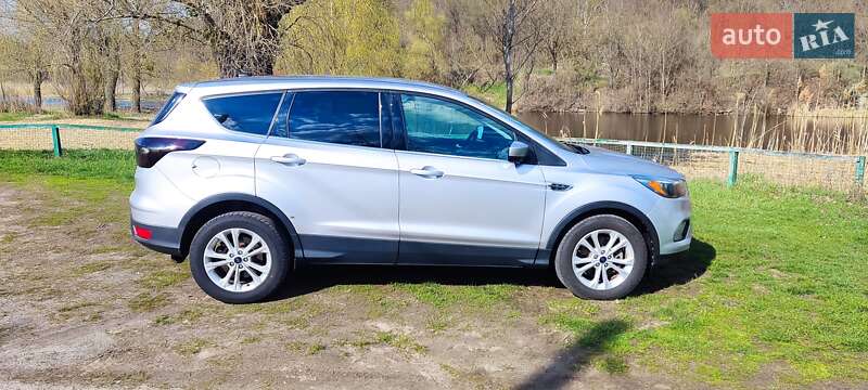 Внедорожник / Кроссовер Ford Escape 2016 в Черкассах фото 14 Внедорожник / Кроссовер Ford Escape 2016 в Черкассах