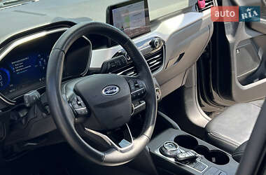 Внедорожник / Кроссовер Ford Escape 2020 в 