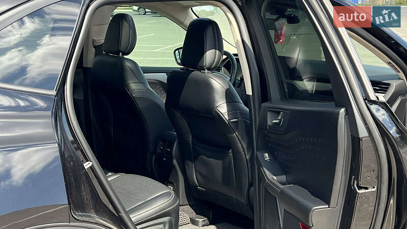 Внедорожник / Кроссовер Ford Escape 2020 в Днепре