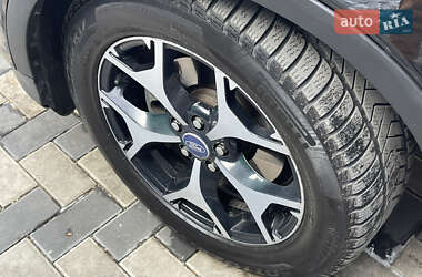 Позашляховик / Кросовер Ford Escape 2014 в 