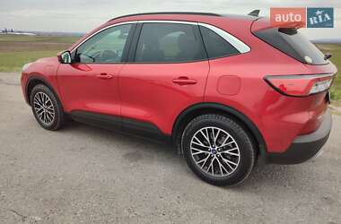 Внедорожник / Кроссовер Ford Escape 2022 в 