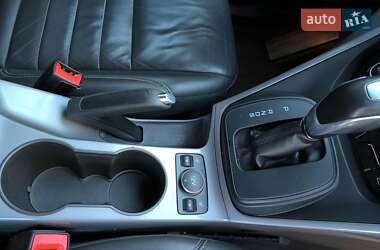 Внедорожник / Кроссовер Ford Escape 2014 в 